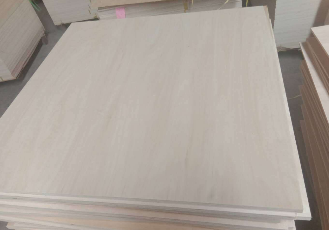 3毫米杨木双清工艺板三夹板三合板激光雕刻工艺品
