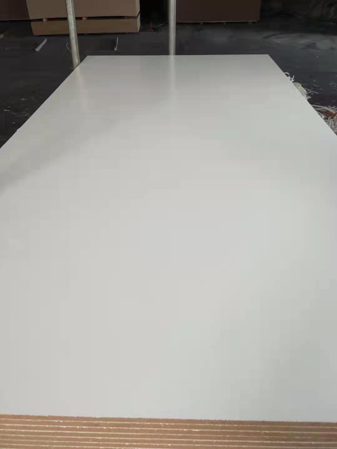 厂家直供 展览板PVC贴面防火胶合板双面白展览板展览用多层密度板