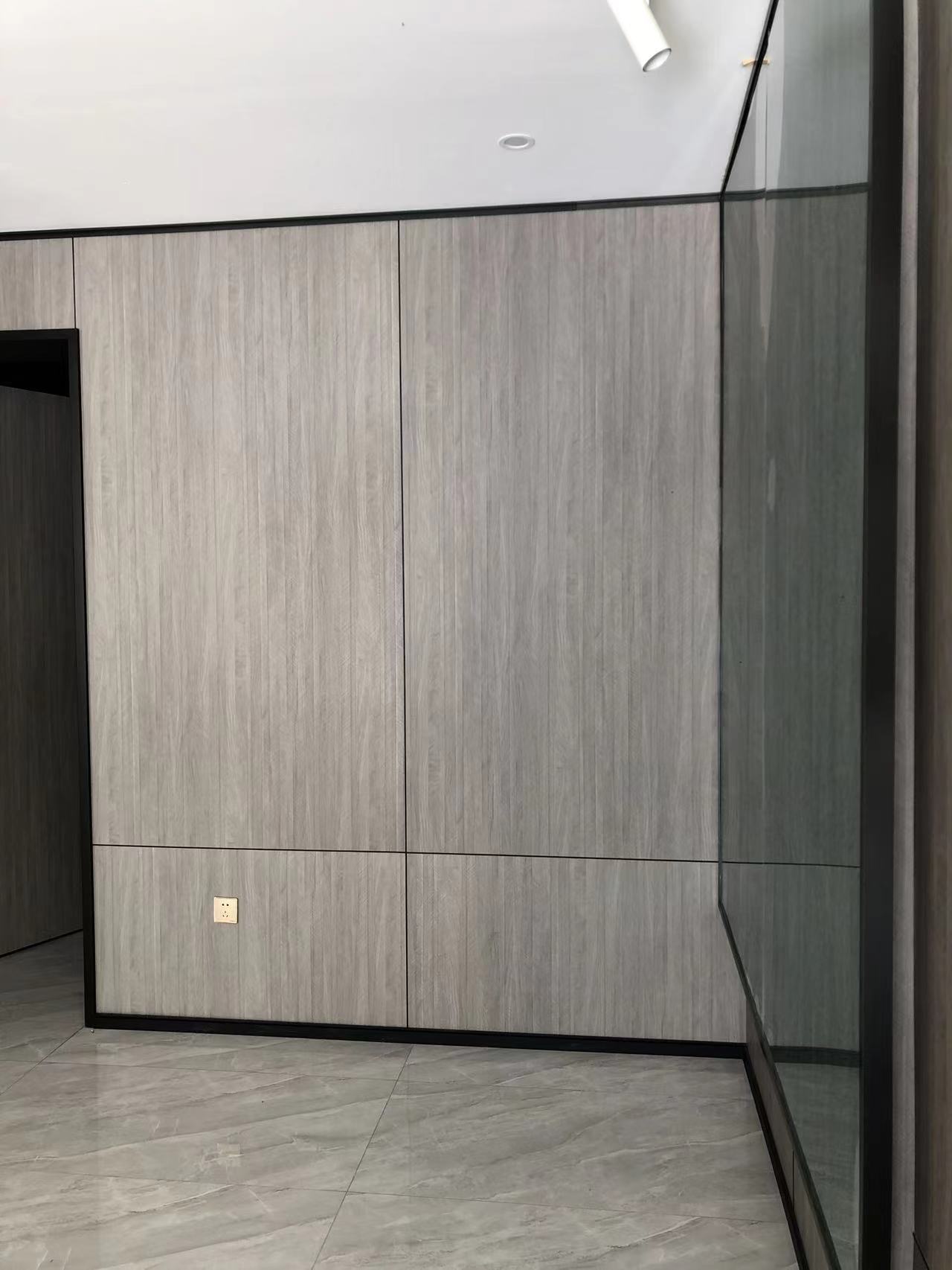 碳晶板实心护墙板集成金属室内装饰板 竹炭共挤板竹木纤维木饰面板