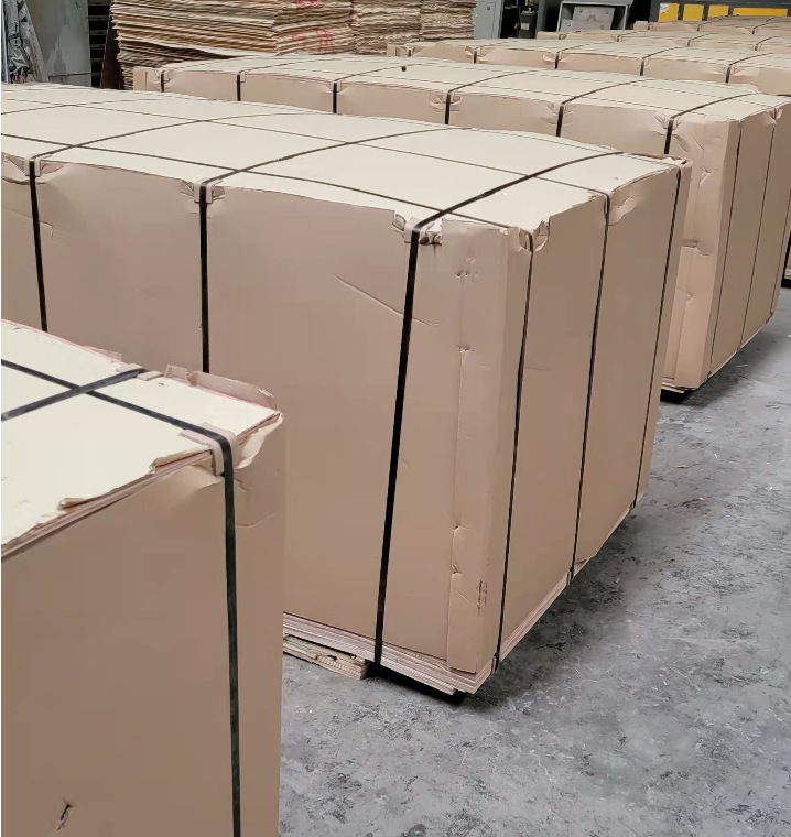 二次成型多规格高端包装板 3厘6厘12厘松木胶合板 家具板多层板E1E2