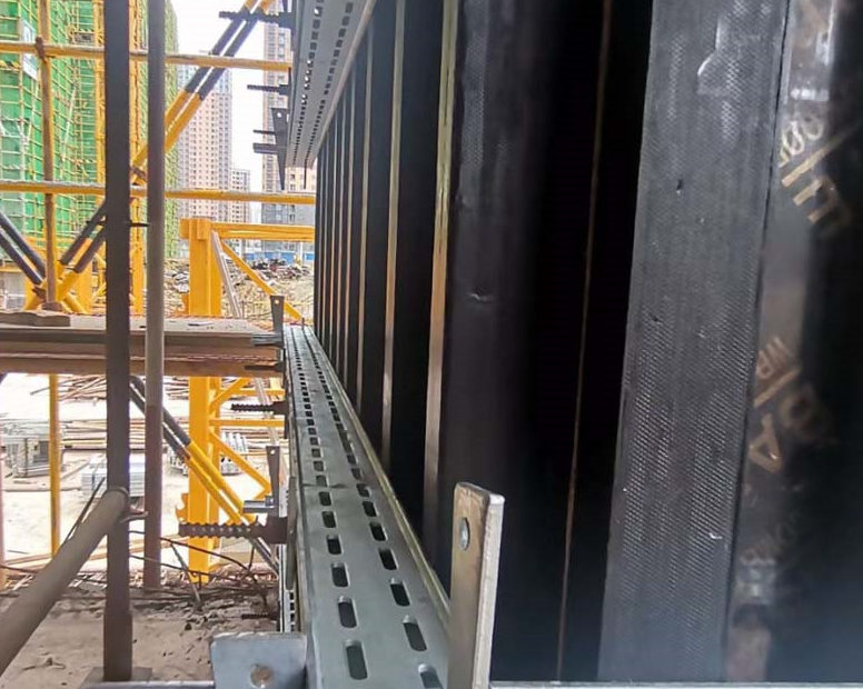 建筑工程支模板方子50*70mm 新型复合铁木方胶合板方木条