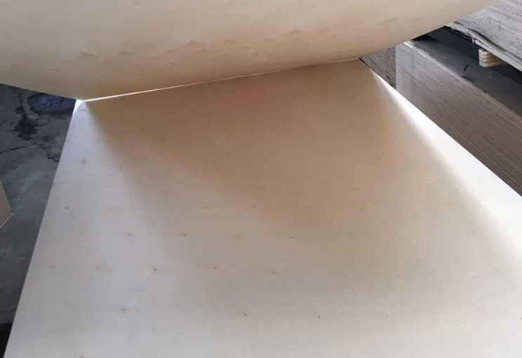 单面漂白包装板单面桃花芯面胶合板 包装箱用多层杨木胶合板