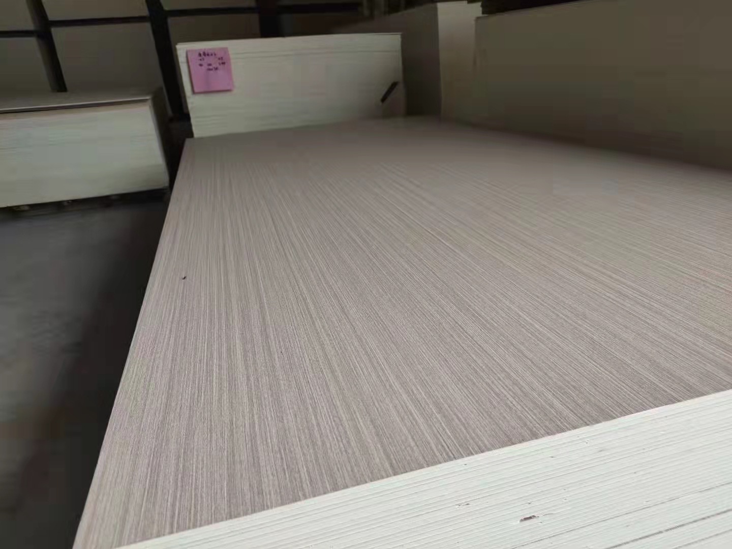 厂家批发 实心无缝竹木碳晶纤维板背景墙 木饰面板集成护墙板科定板