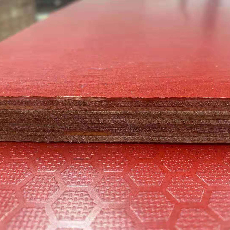 厂家批发 防滑木板舞台板桥梁专用六边形黑色覆膜MOD工程建筑模板